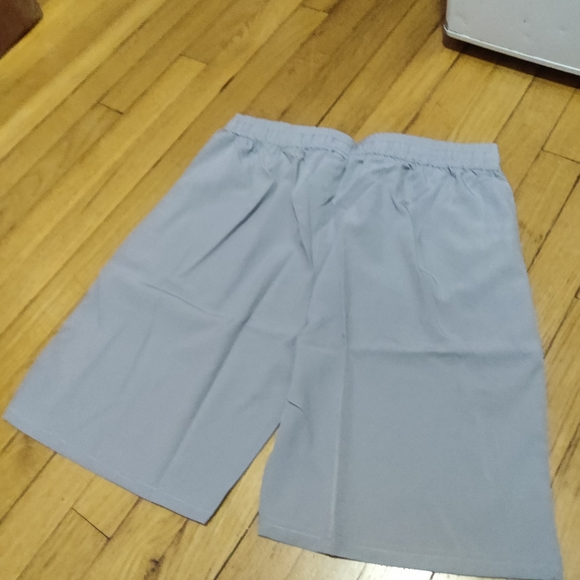 COPY - Brand New Adidas Original Mens gray Shorts - Picture 3 of 6